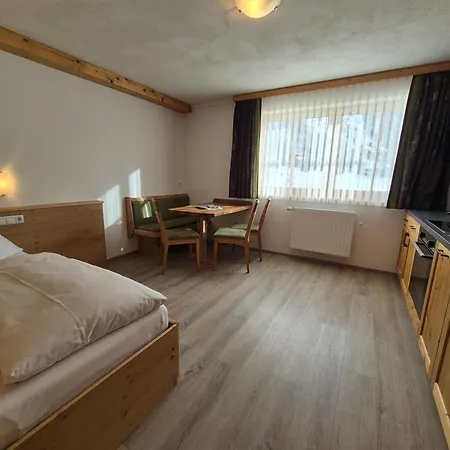 Apartmanhotel Kirchgasser 3*